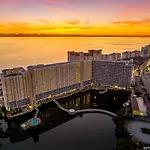 Laketown Wharf 0920