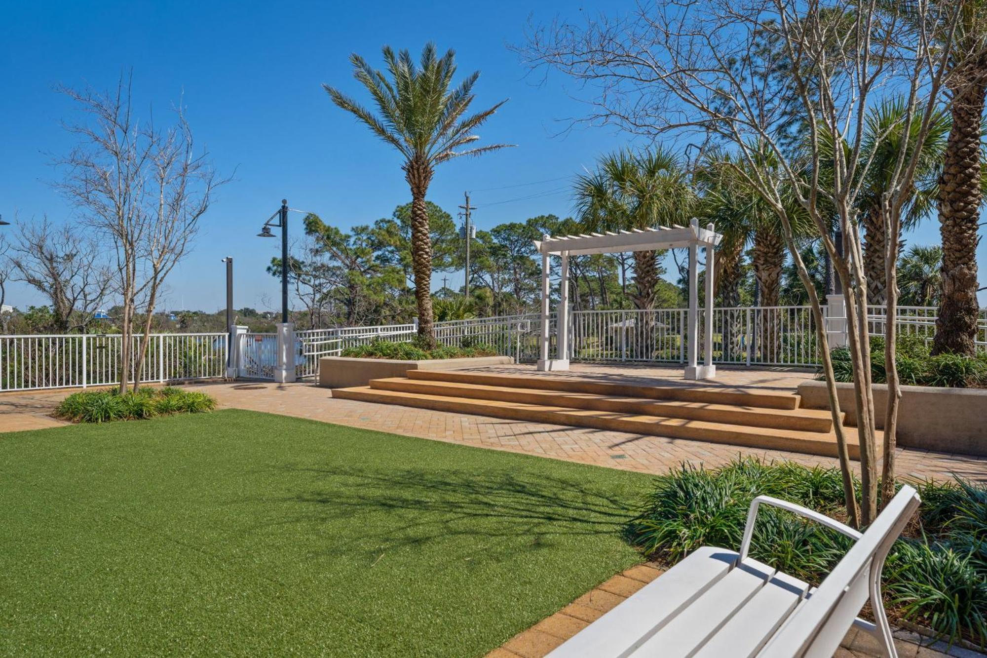 Laketown Wharf 0920 Apartment Panama City Beach