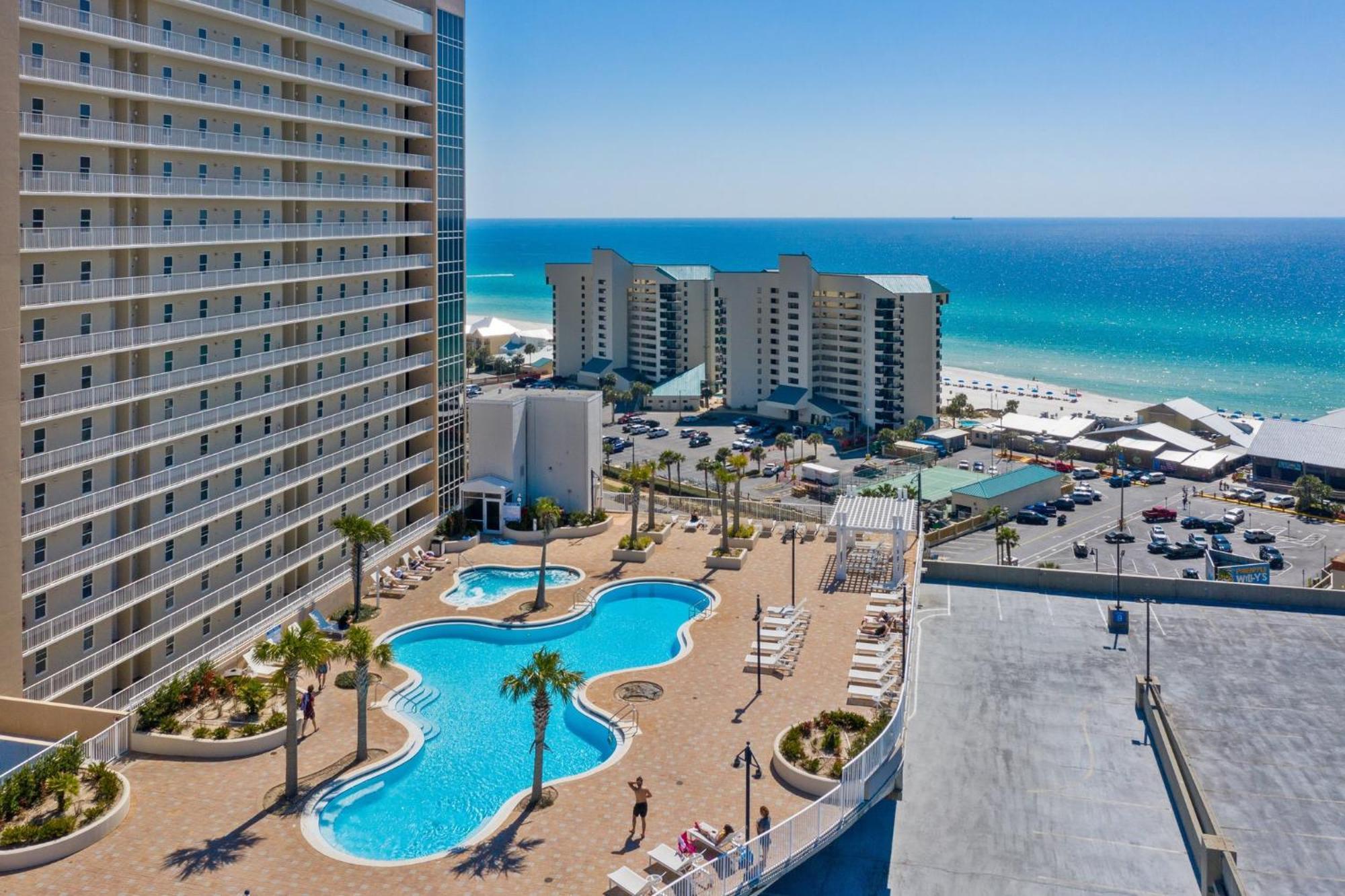 Apartment Laketown Wharf 0920 *